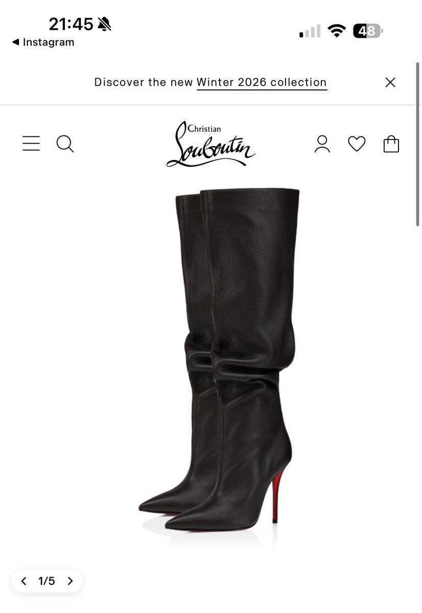 ItsLanaGoddess's tweet photo. Have you ever fallen in love at first sight?
I just did🫦🔥

#louboutin https://t.co/AJzYypeEim