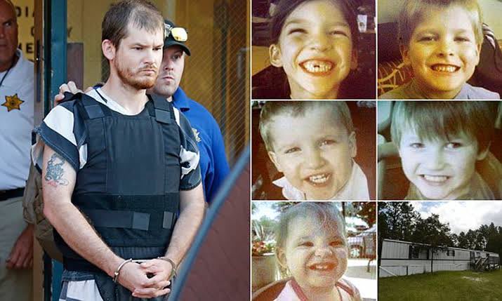 C_3C_3's tweet photo. Timothy Jones Jr.

Strangled his children just like Lindsay Clancy.

He claimed schizophrenia and hearing a “gremlin” voice.

A jury of 7 man and 5 women…

Found him guilty in 6 hours. https://t.co/5YuWE7mXL6
