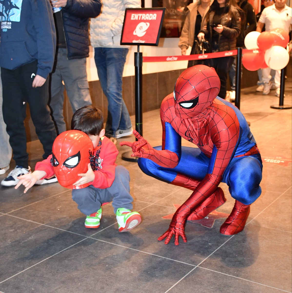 dannyestefo's tweet photo. #SpideyTracker @SpiderManMovie @SpiderMan @SpideyTracker @SonyPictures 

Av. Pdte. Manuel Bulnes, Km. 3,5 Norte, Punta Arenas, Magallanes y la
Antártica Chilena. Chile https://t.co/tKphqTvSDo