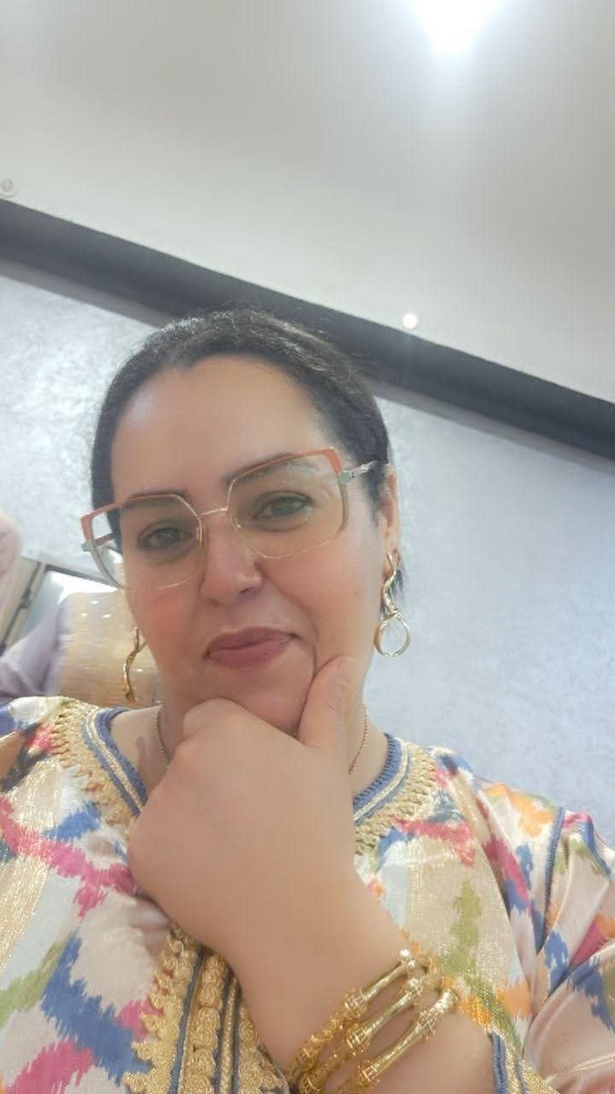 noreem_says_'s tweet photo. أعيش بمفردي منذ سنوات بعد تجربة سابقة، آبحت الآن عن شخص للتعارف https://t.co/90MJZa09cm