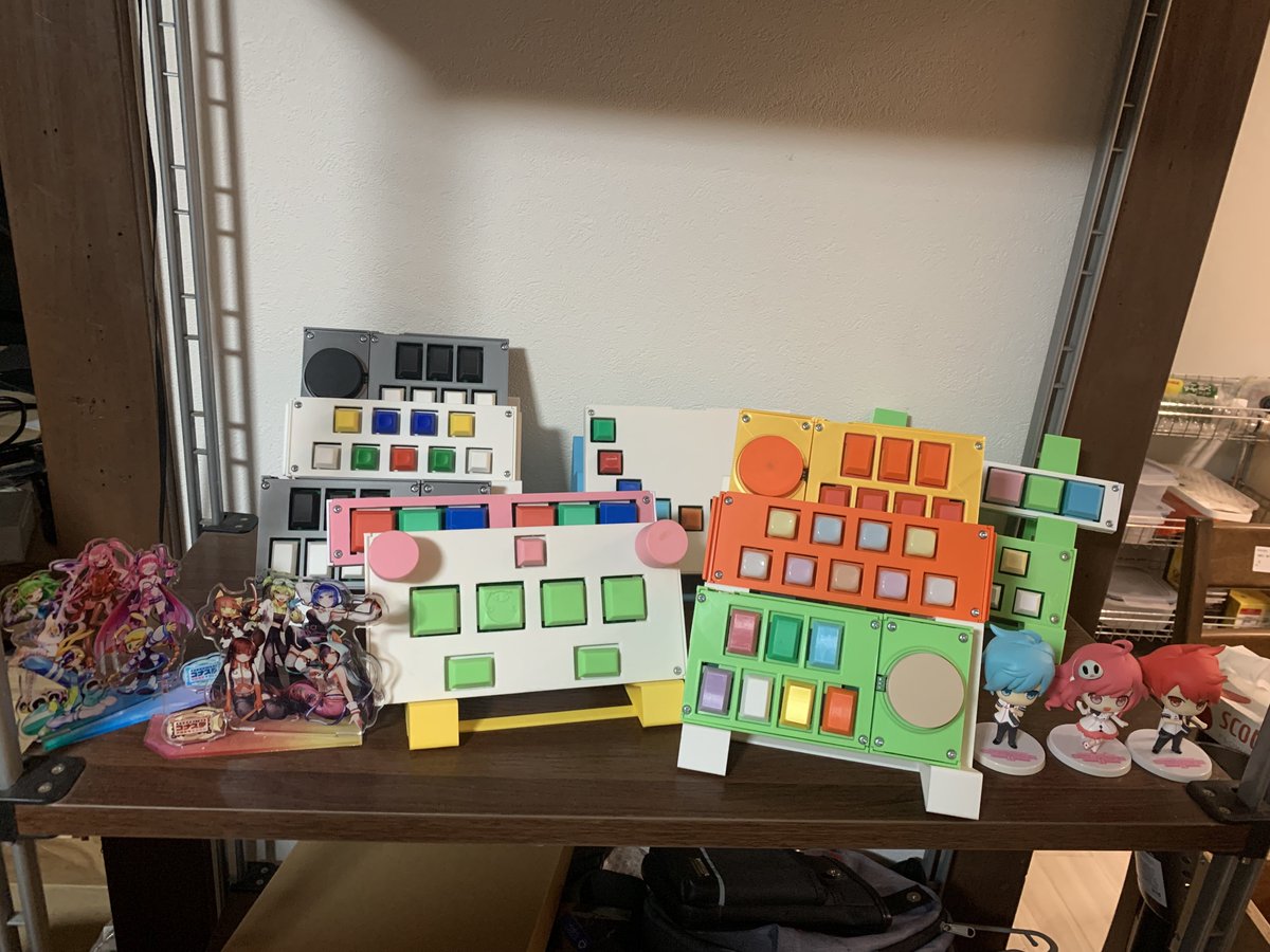 eraBEMANI_sfw's tweet photo. 音ゲーのコントローラーを制作、販売している一般プレイヤーです よろしくね #9月になったので音ゲーマーフォロー祭 https://t.co/6dx0M6R4sI