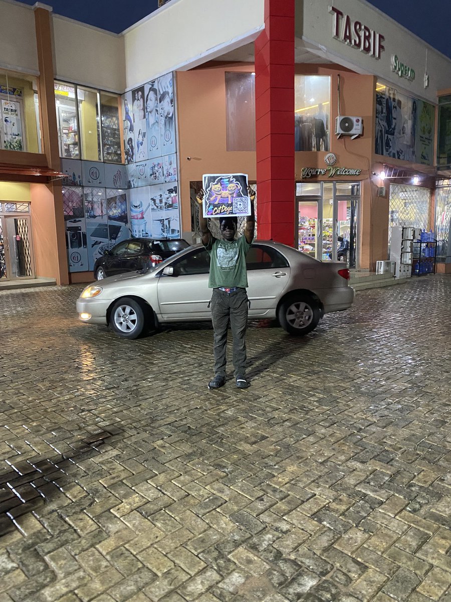 Demola_O2's tweet photo. From bringing the heat at the local market to lighting up the city after dark, $CatDoge came along for the grind. 🌶️🌃

The wild isn’t one destination; it’s everywhere the hustle takes us.

#CatDogeInTheWild 
@TrollCatDoge https://t.co/9SoRevIs67
