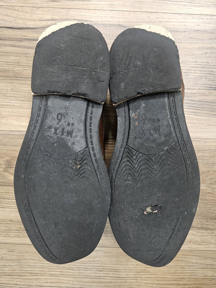KevinVolkAZ's tweet photo. When you're going door to door to talk to people in the Arizona heat - a lot - I've learned that there are a number of things that can give out: shoes, hats, even shirts!

But not me - I'm still kickin'!  (Just not in these shoes anymore.) https://t.co/T3JkcRVBuL
