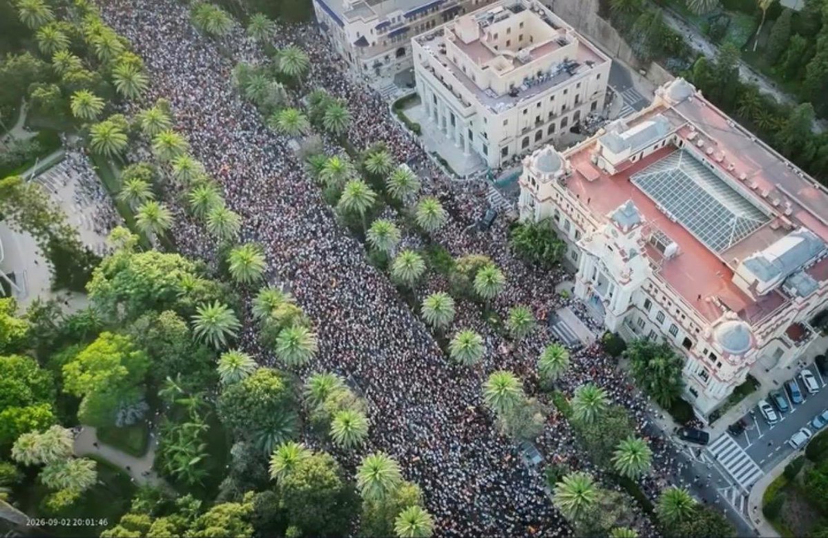 Estebandelashg's tweet photo. Málaga. ¡GRACIAS DE CORAZÓN ❤️! https://t.co/O9dWfSwF9M