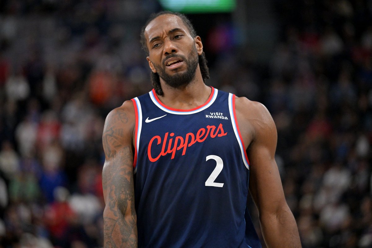 Underdog's tweet photo. The Paul George &amp; Kawhi Leonard experience for the Clippers...

What they got:
- 1 Conference Finals exit (2020-21)

What they gave up:
- Shai Gilgeous-Alexander
- 10 first round picks https://t.co/PQl4T7OsFX