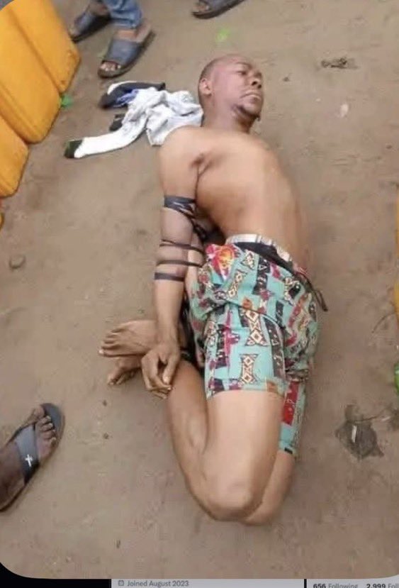 Oluwadc2255's tweet photo. Can you help me out they tie my brother in police station 

Can you tip me so I can release he pls am begging 

Username 🆔 emmauel33

@pp_privatejet 

@pp_privatejet https://t.co/fqVzDXdquN
