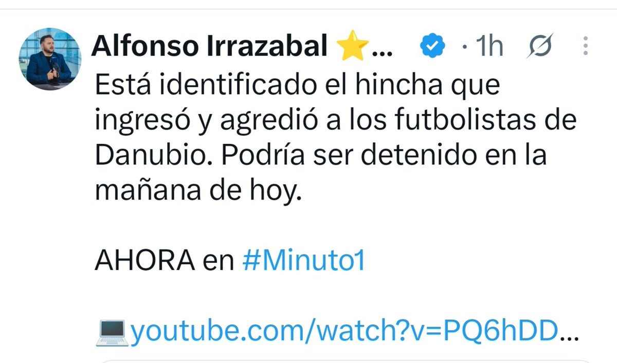 ArbitrajeU's tweet photo. ¿En serio nos quieren decir que ayer solo entró una persona a la cancha?😳

Al relator de la transmisión oficial de @auftv_oficial se lo escucha decir que estaba entrando mucha gente al campo.

La seguridad en Copa Uruguay es responsabilidad de la AUF ¿A quién van a sancionar?🤔 https://t.co/CLpHHYy6CH