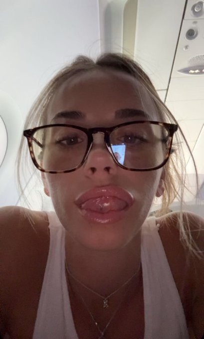 wallet__abuse's tweet photo. Sadie be like: https://t.co/ZALVhoS6uk
