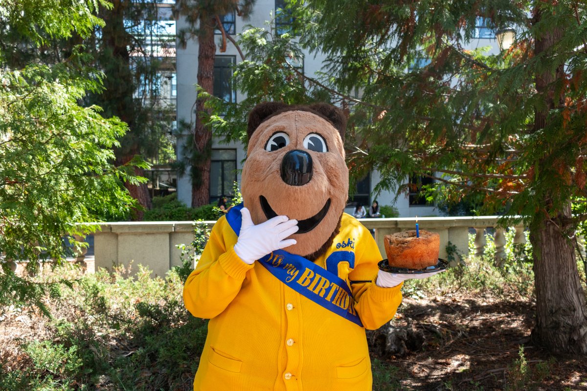 berkeleyinspire's tweet photo. Guess who’s turning 85 this year? #OskiBDay

From Sept. 16–18, we’re gearing up for Oski’s B-Day Bearathon, a three-day fundraiser to celebrate our Oski’s birthday and support his favorite cause: making every student feel at home at Berkeley!

Learn more: https://t.co/yh9FrOu6zq https://t.co/nISWJm5K2e