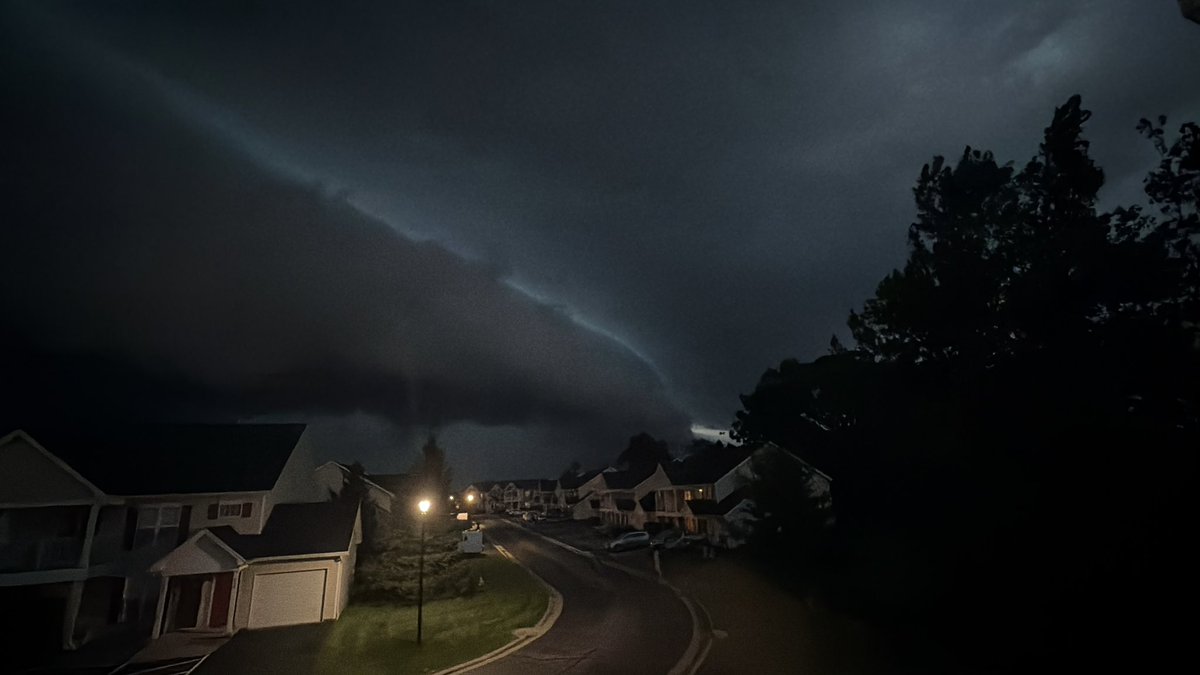 JNasca's tweet photo. Storm in Avon @WHEC_SPensgen @whec_rcaniglia https://t.co/0aR1EfWFw1