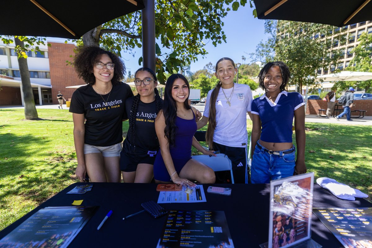 CalStateLA's tweet photo. Students explored opportunities to connect with student organizations, campus departments and resources at the Involvement Fair!

Whether you’re looking to find your community, try something new or get more involved on campus, there’s a place for you at #CalStateLA. 🦅 https://t.co/NKRNERMzZu