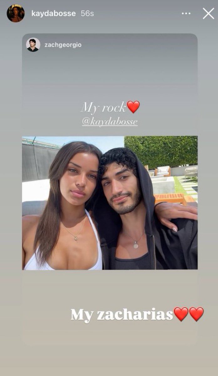 prettydvys's tweet photo. she ur rock tho right??? @zach https://t.co/rB8oPGdXx7