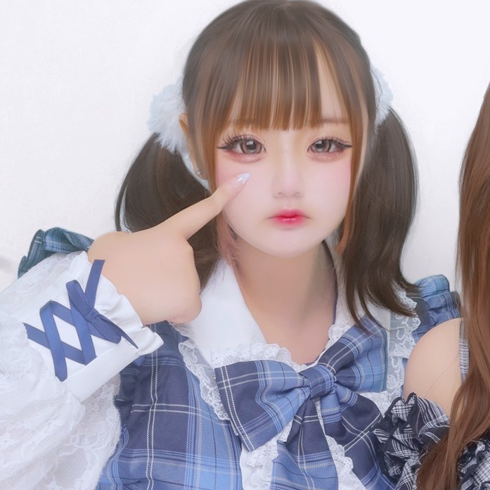 xsq99x's tweet photo. ぽっちゃりだってプリクラ撮りたいの！😾

 #ぽっちゃり  #ぽっちゃり女子  #ぽっちゃり好きと繋がりたい  #埼玉  #浦和  #ラウンジ  #プリクラ https://t.co/JfcoHZFSfZ