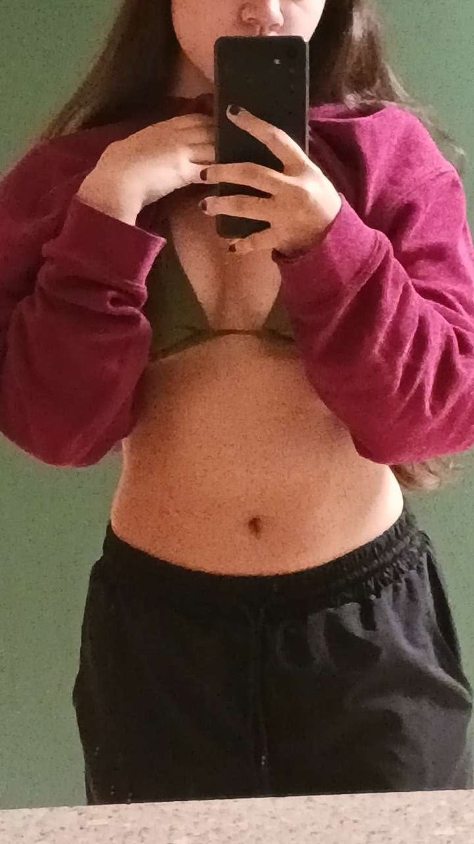 smakoftn's tweet photo. cuck wants to share his gf with everyone https://t.co/h2NsF5Sddx