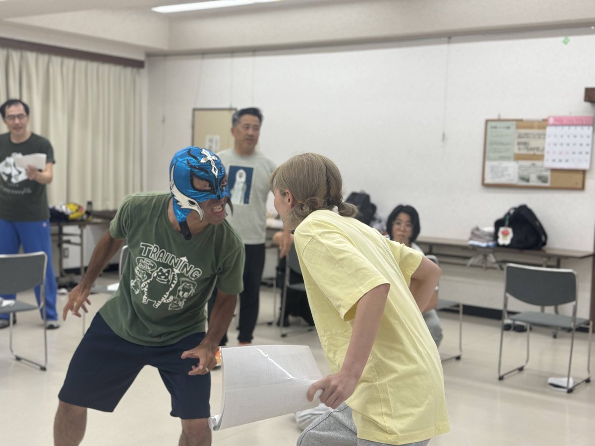 kumachan771's tweet photo. #虎の子WS 2日目。立ち稽古が始まりました。冒頭からテンション高く、高火力のお芝居。参加者の方、全員とお会いできたことと憧れのマスクマンになってプロレスができたことが本当に嬉しくて。楽しかったです！ https://t.co/RthWQFRW0M