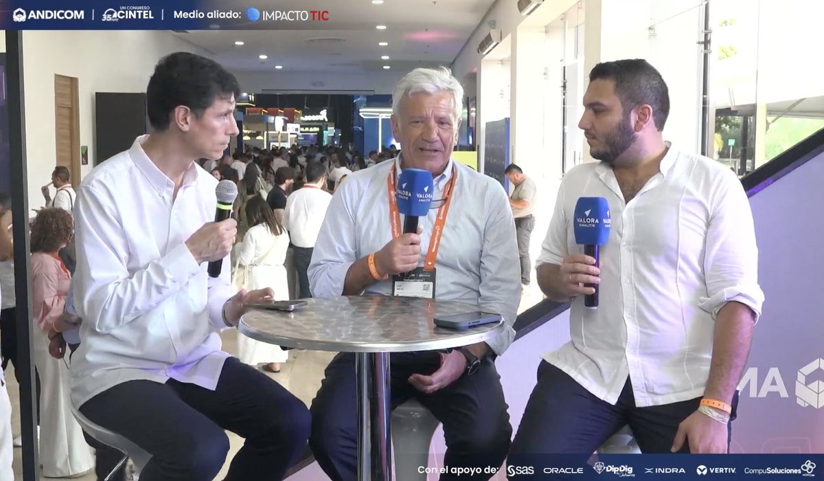 ImpactoTIC's tweet photo. 🛰️ "Es necesario trabajar el tema de soberanía digital, protegiéndola, teniendo servicios que trabajen de forma autónoma, de forma independiente de terceros. A ningún empresario le gustaría poner todos sus servicios críticos en manos de un único proveedor"
Luis Mayo, CEO, Hispasat (@Hispasat), empresa del grupo Indra (@IndraCompany)
#SoberaníaDigital