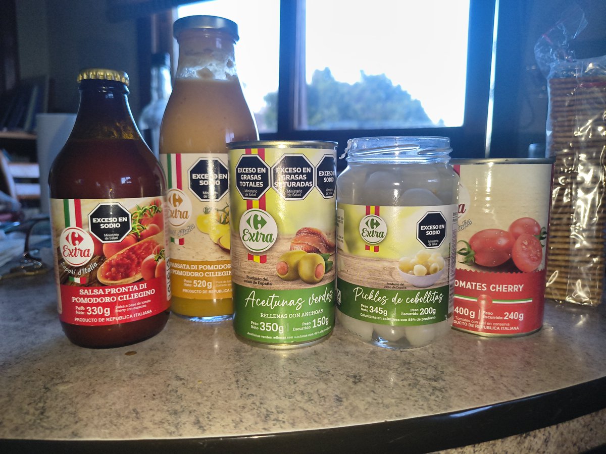 fakundirekt's tweet photo. Emociona ir al Carrefour y comprar productazos importados de mayor calidad al mismo o mejor precio que los locales https://t.co/kafWHFXRxy
