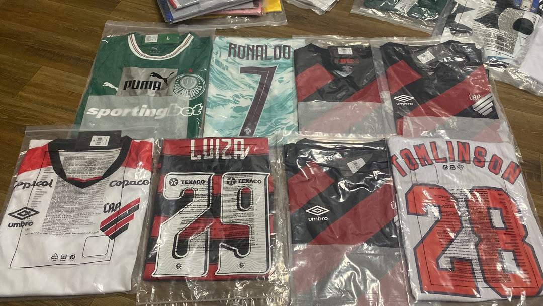 Lilyfornecer's tweet photo. ⚽ SUA NOVA CAMISA ESTÁ AQUI! ⚽

🇨🇳 Camisas tailandesas de alta qualidade por somente US$ 9!

🔥 Ótimo acabamento
📦 Envio para todo o Brasil
💰 Preço imperdível

Entre no grupo e garanta a sua:

https://t.co/EwQIsiZ31T https://t.co/Xsw3iYMjsp