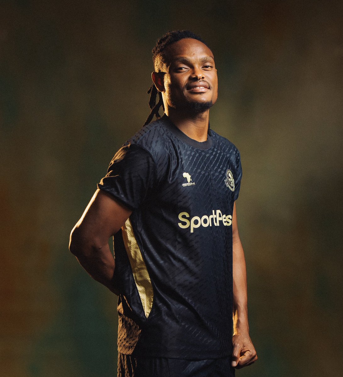 YoungAfricansSC's tweet photo. 𝐇𝐄𝐑𝐄 𝐖𝐄 𝐆𝐎

Third Kit #CAFCL 2026/27⚫️ https://t.co/iDUTBPOo7F