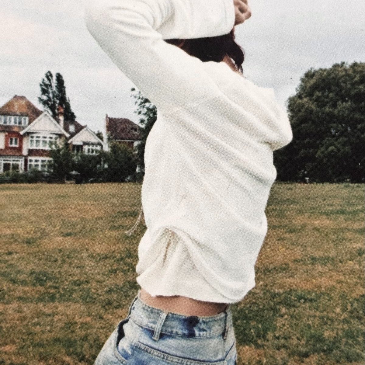 flowleafclover's tweet photo. ׅ        #edrtwt    𓈒ֵ۫       intro      ׅ   
⠀ ׅ ⠀       18　   any prns
°   𓈒ּ      in uni    ˖    bulimic   ˚̣̣̣  ₊ ݃
⠀ ⠀ ⠀💬  to  be  moots .ᐟ https://t.co/FuWLfujq4m