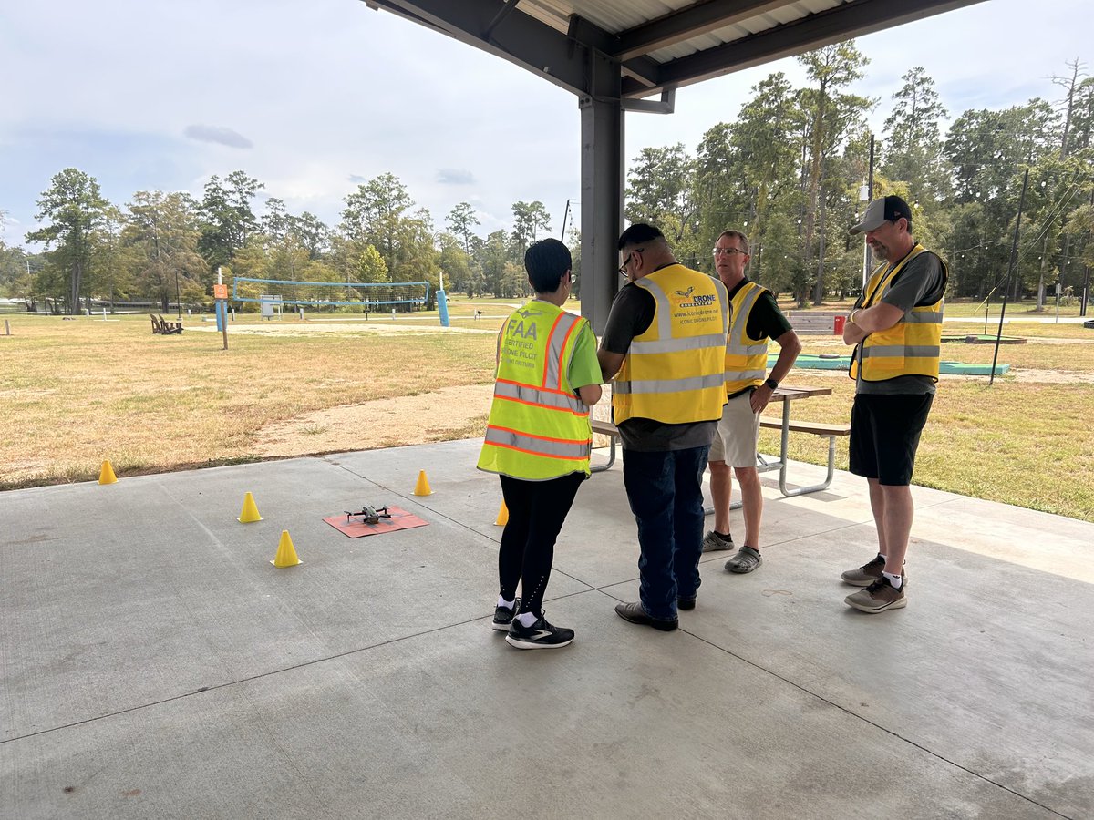 iconicdroneedu's tweet photo. 🚁 From first flight to classroom confidence! 🤖

Another Iconic Drone Education Teacher Training is underway! Many of these educators come to us with little to no drone flight experience and that’s exactly what training is all about!
#IconicDroneEducation #IconicDrone https://t.co/1CTJqLeRXs