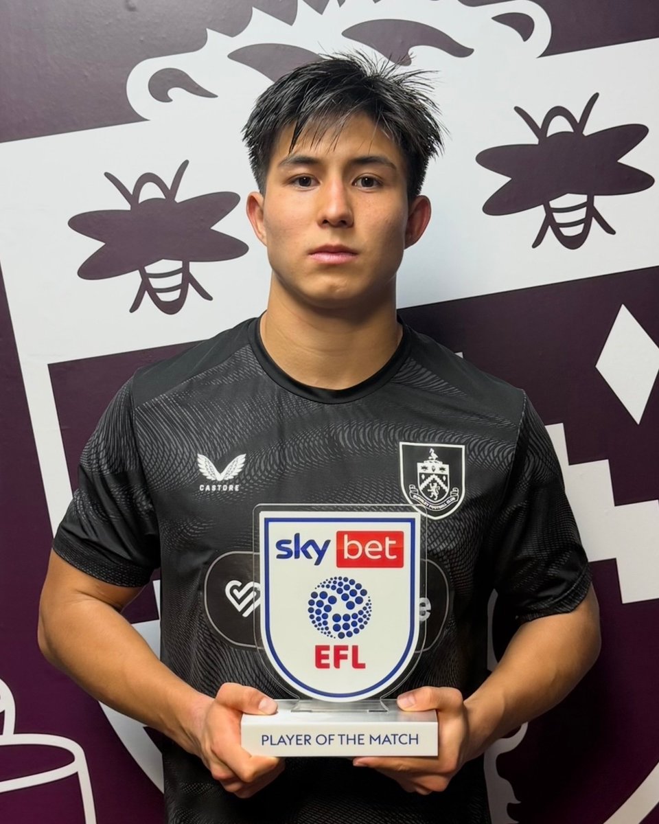 ScoutEurasia's tweet photo. Dastan Satpayev was tonight’s Player of the Match 🌟🇰🇿

Played as a striker, operated on the right wing, and dropped deeper to help out defensively. A true team player. Had two dangerous shots on target, but was just unlucky not to score. Special talent. https://t.co/Rckd5czzNs