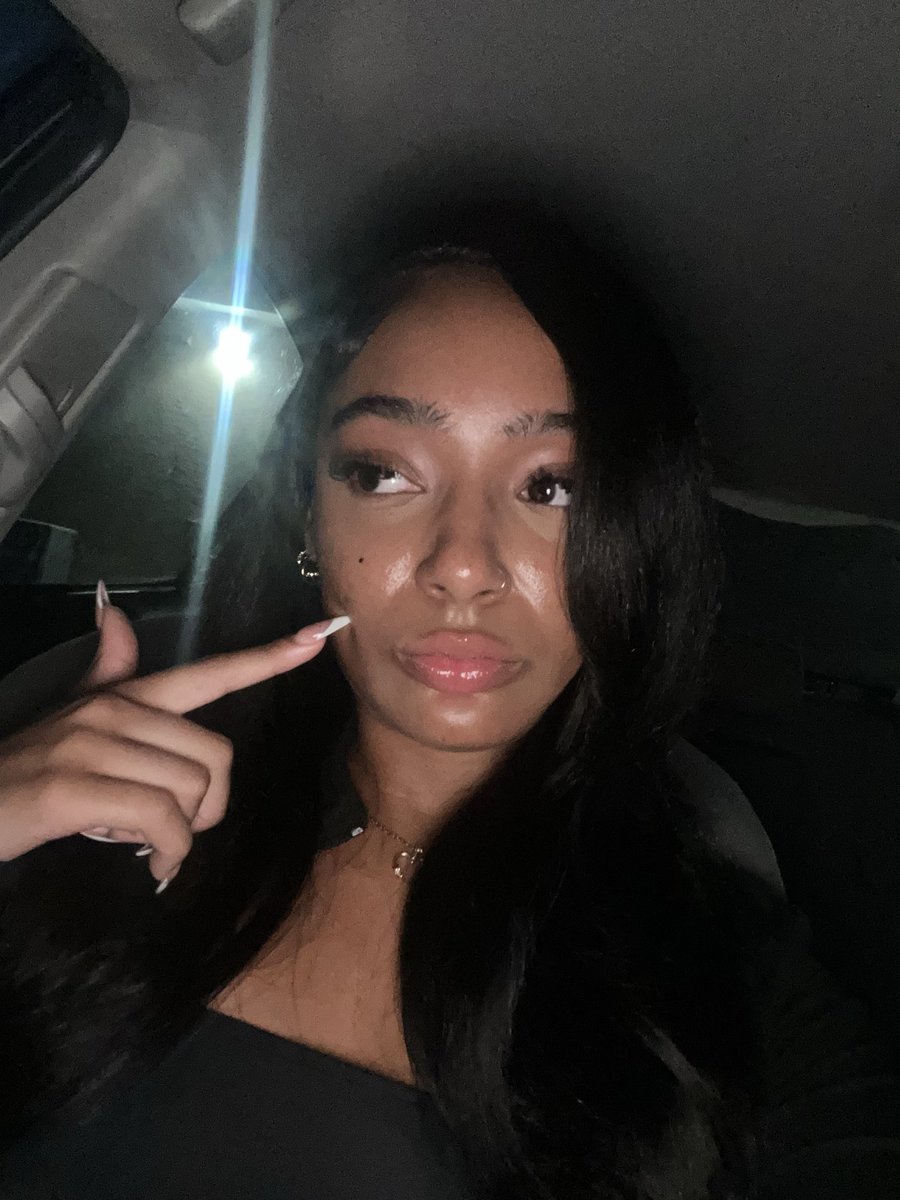 Princessnami9's tweet photo. the prettiest findom taking you for everything you got https://t.co/prTBNgxVs8