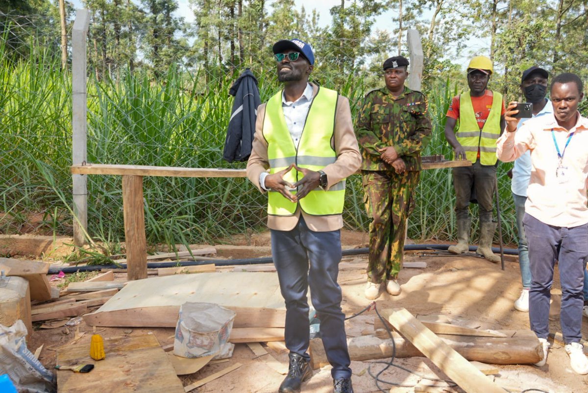 LVNWWDA's tweet photo. CS Eric Mugaa Inspects Shitoli Water Project and Lubao Dam in Kakamega

KAKAMEGA,
September 2, 2026 

Cabinet Secretary for Water, Sanitation and Irrigation Eng. @mugaa_eric has inspected the Shitoli Water Project and Lubao Dam  in Kakamega County, https://t.co/EJ5VEEecQ1