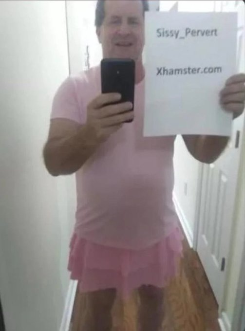 PiraatBlud67's tweet photo. This is @fuckmump, the shit obsessed incel https://t.co/wAHjFt0kVU