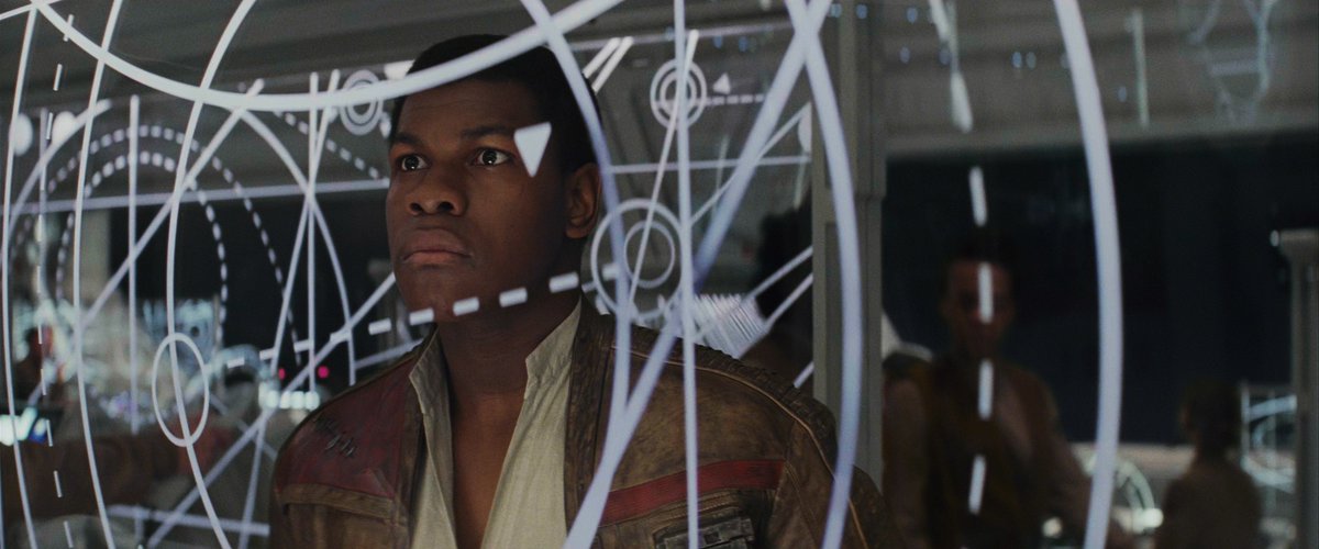 SWshotbyshot's tweet photo. Star Wars: The Last Jedi - shot 457 https://t.co/GaqhWerA00