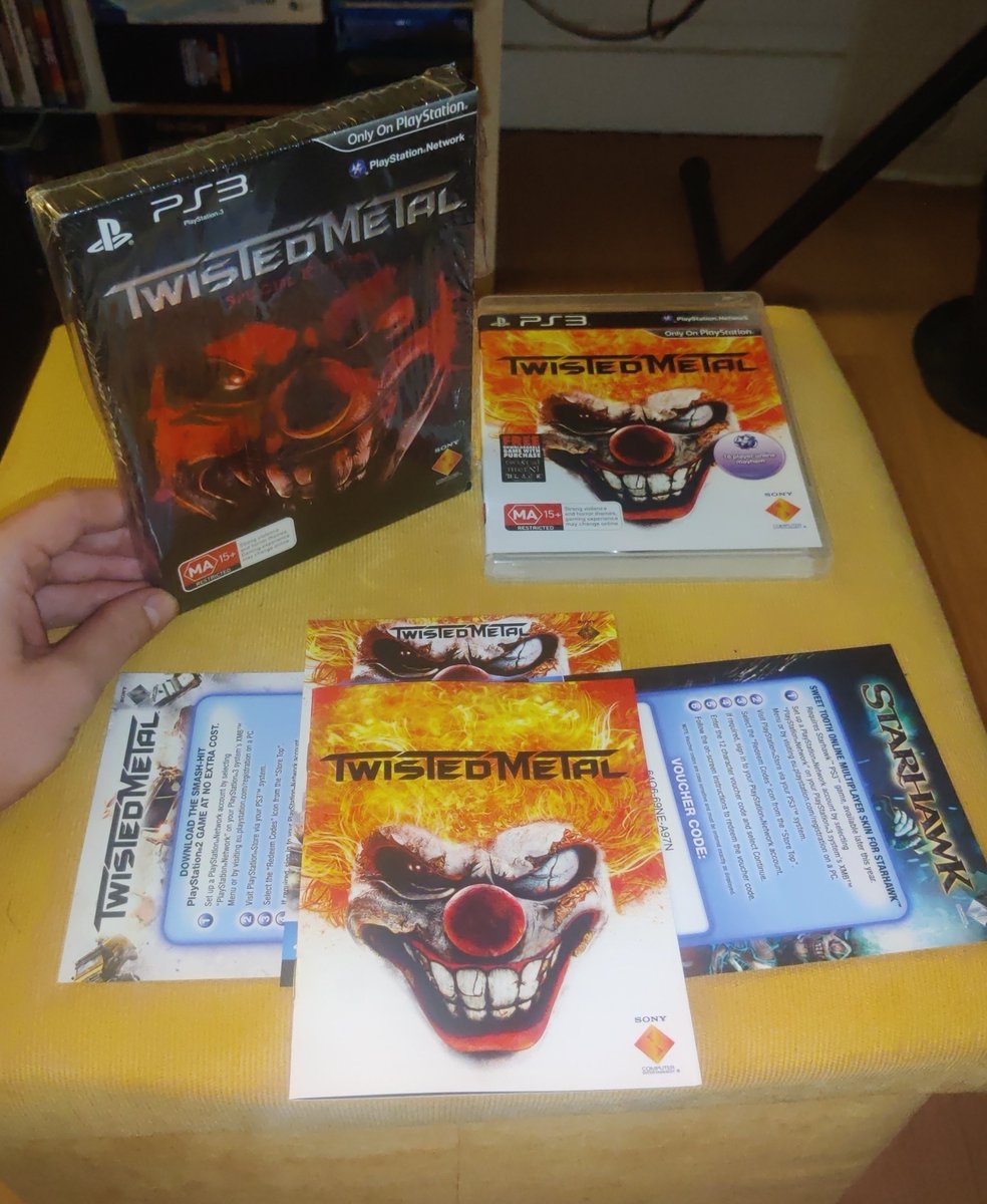 vilink644's tweet photo. Vous connaissez sûrement tous Twisted métal, licence déchu de chez Sony
Mais est ce vous connaissez cette magnifique éditon Australienne exclusive à EB games ?
On se retrouve demain pour une autre éditon australienne !
#Playstation3 #retrogaming #fullset https://t.co/ynvfsoLrBf