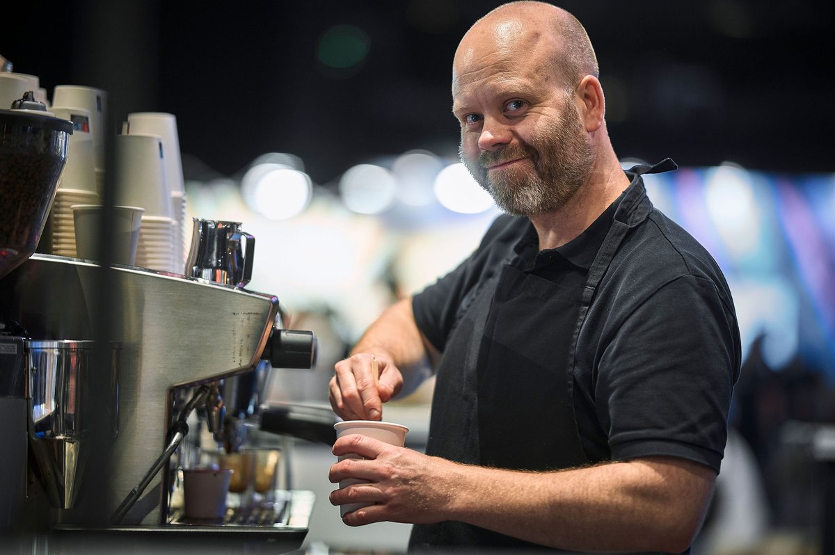 javazone's tweet photo. What a party! We made some serious waves under the sea. 

Even the fish are reaching for coffee this morning, so here’s a quick survival checklist:

☕ Grab a coffee
📅 Check program: https://t.co/A1GfJQL58O
🍽️ See the menu: https://t.co/pj0kpNplDu
💙 Enjoy day two of JavaZone! https://t.co/F1Sgheh6IK