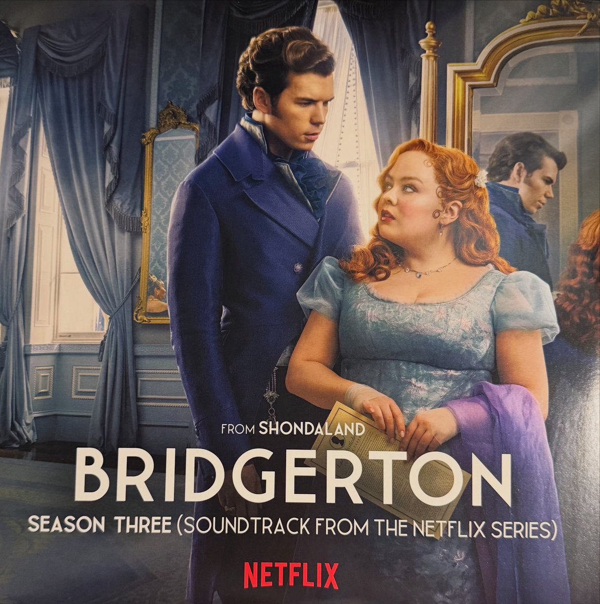 TooTall4Heels's tweet photo. This arrived today! I now have the blue vinyl “Colin’s Blue Eyes” edition to go along with the yellow/gold “Wedding Ring Gold” vinyl.💙💛 #Polin @bridgerton “Your eyes are the most remarkable shade of blue. And yet somehow they shine even brighter when you are kind.”-Penelope 🥰 https://t.co/aUysCR2ukf