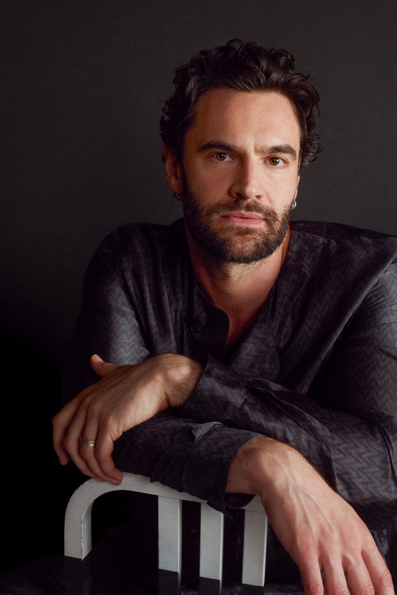 corareillybr's tweet photo. Meu Deus, que mundo injusto é esse em que existe uma adaptação de Sweet Temptation, mas o Cássio não é interpretado pelo Tom Bateman e muito menos é uma adaptação de streaming decente. 😭💔

You failed SO HARD by not adapting this book. @netflix @PrimeVideo https://t.co/oqOzp7Ig2o