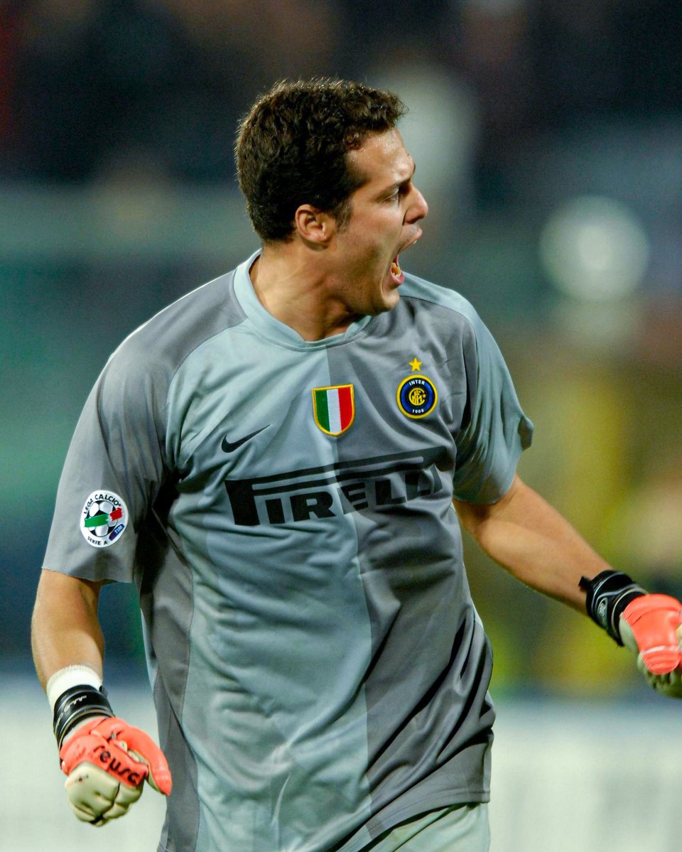 Inter's tweet photo. Tanti auguri, Julio 🎂🖤💙 https://t.co/KYkoYCILvV