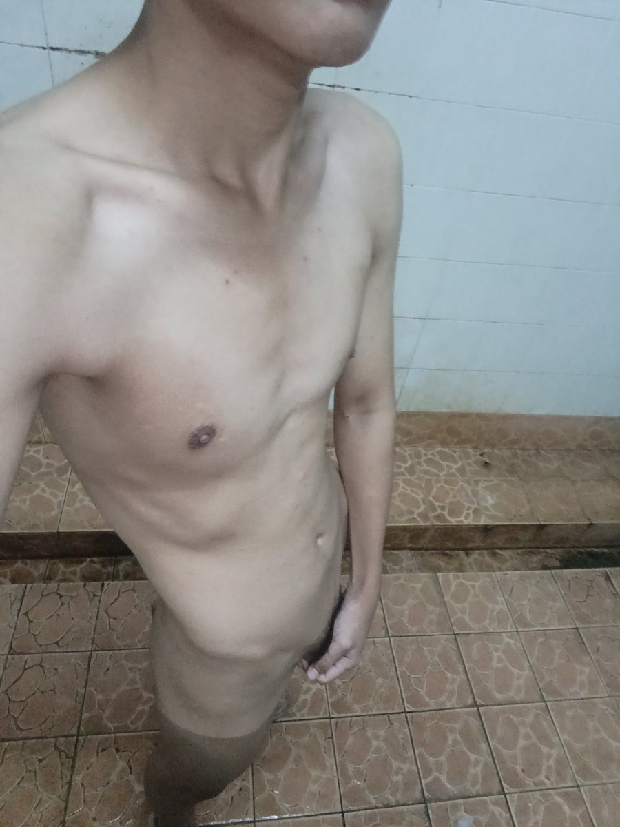 Folk_otp's tweet photo. วันนี้หนาวจัดแข็งหมดแล้ว🥶💪🏽
#ลำพูน #เงี่ยนควยน้ำแตก https://t.co/l6suC2agad