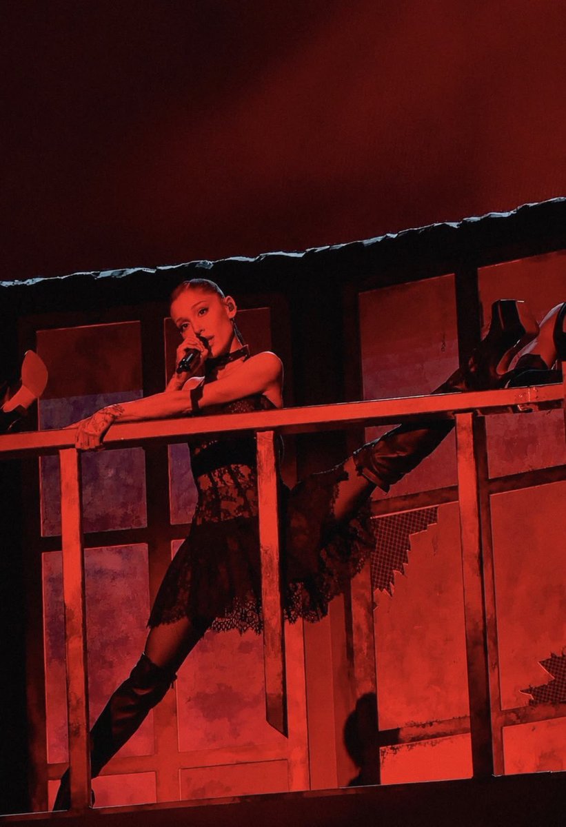 arianaaHQ's tweet photo. the ‘eternal sunshine tour’ grossed 107.9 million from just 41 shows, selling over 630k tickets ꕤ｡˚⋆ 

the tour averaged a career-best $2.6 million per show ♡ https://t.co/ybBPTFZI8D