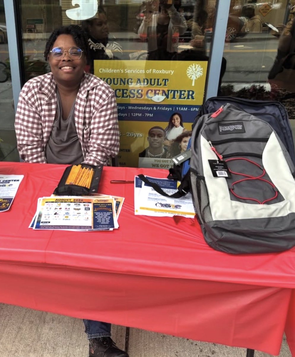 CSRoxbury's tweet photo. Across CSR programs, parents and young people were able to pick up backpacks filled with school supplies, with more than 350 backpacks donated! Special thanks to @LS_Cares, @kaileratx, @Project_Hope, @WCVB, and Schools on Wheels MA. https://t.co/f7zRusdKyQ