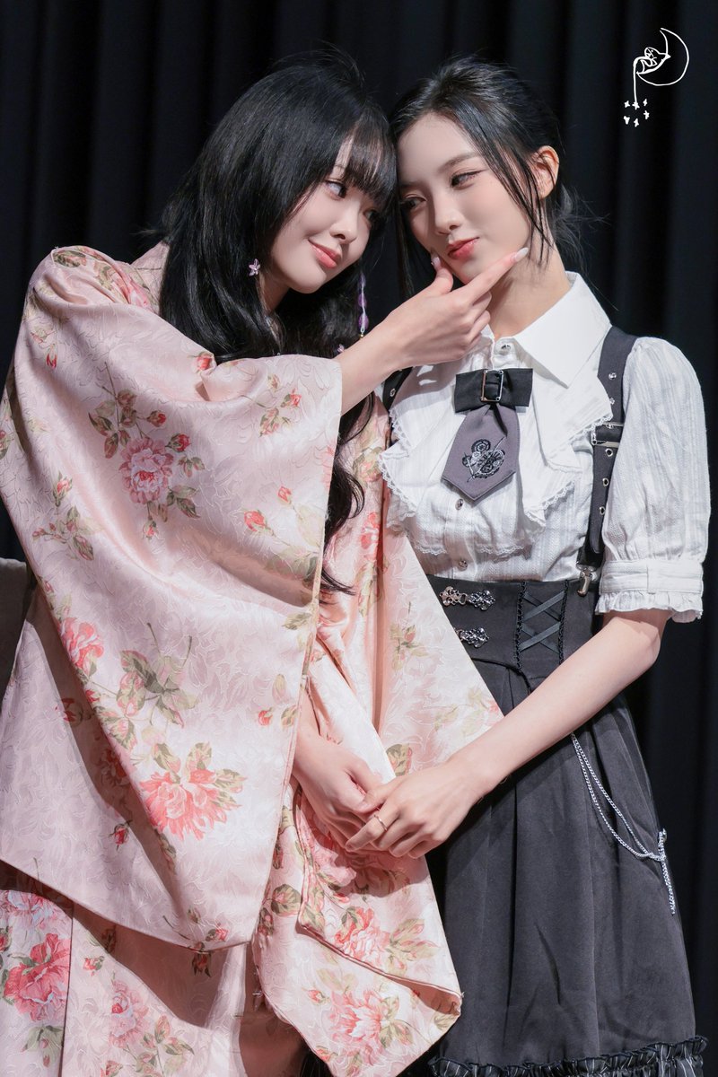 lovelymyrin's tweet photo. Advogada das Sullynz https://t.co/VF725VFLZj