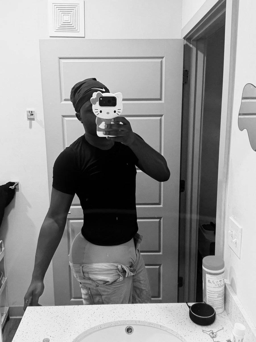 alyaceamonte's tweet photo. Getting thicker 😩 https://t.co/hvjxJChEih