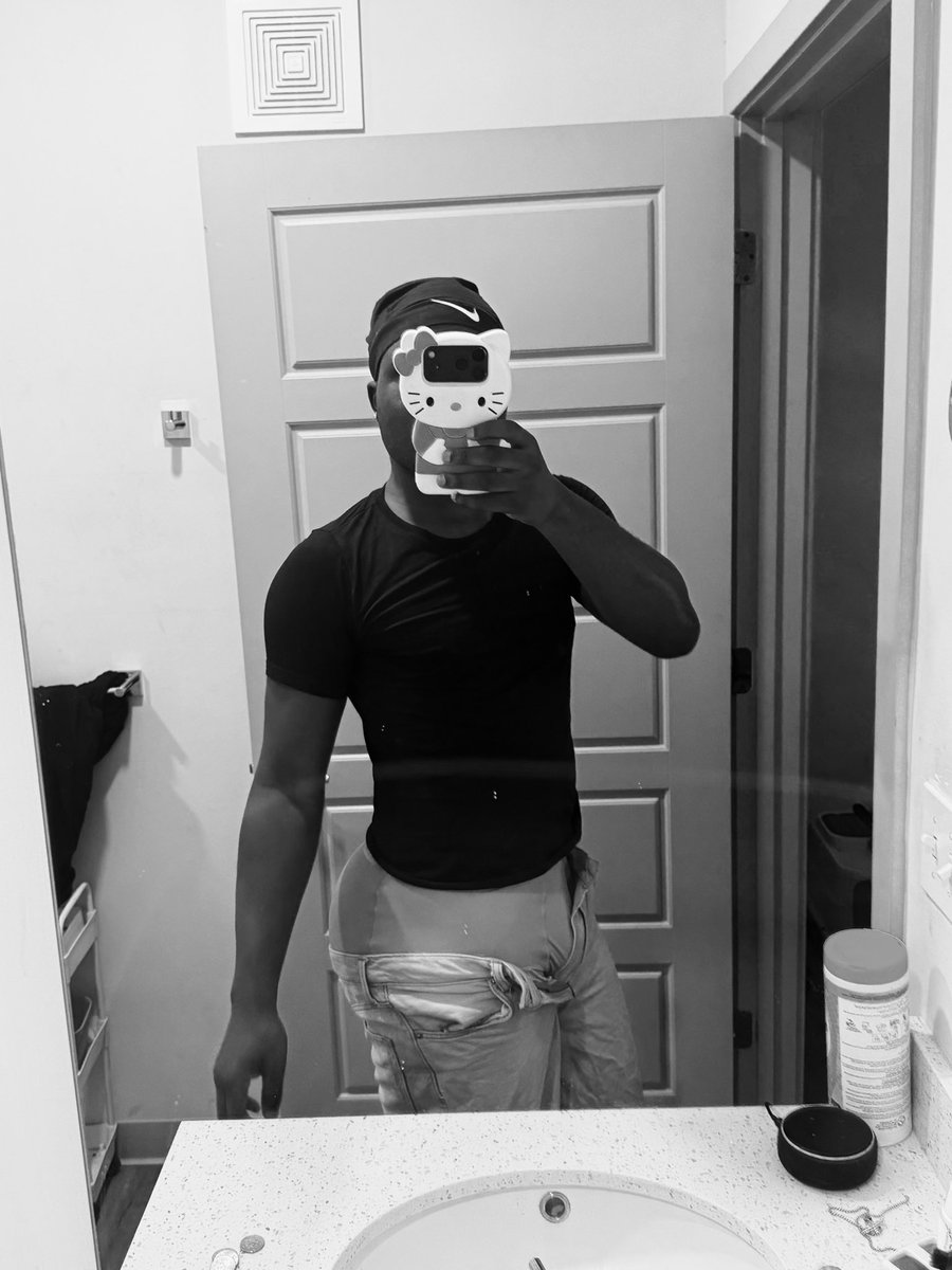 alyaceamonte's tweet photo. Getting thicker 😩 https://t.co/hvjxJChEih