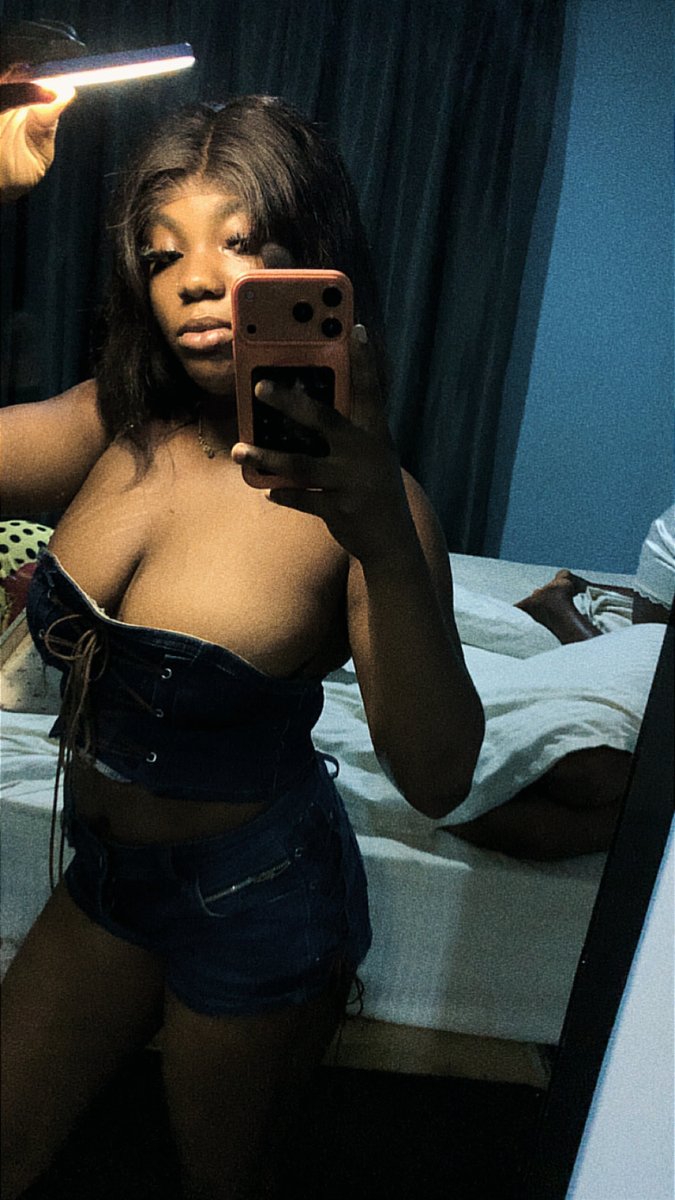 Shemsyypretty's tweet photo. What is the next move fans 🙂‍↔️😹 https://t.co/dUKxAbyVo0