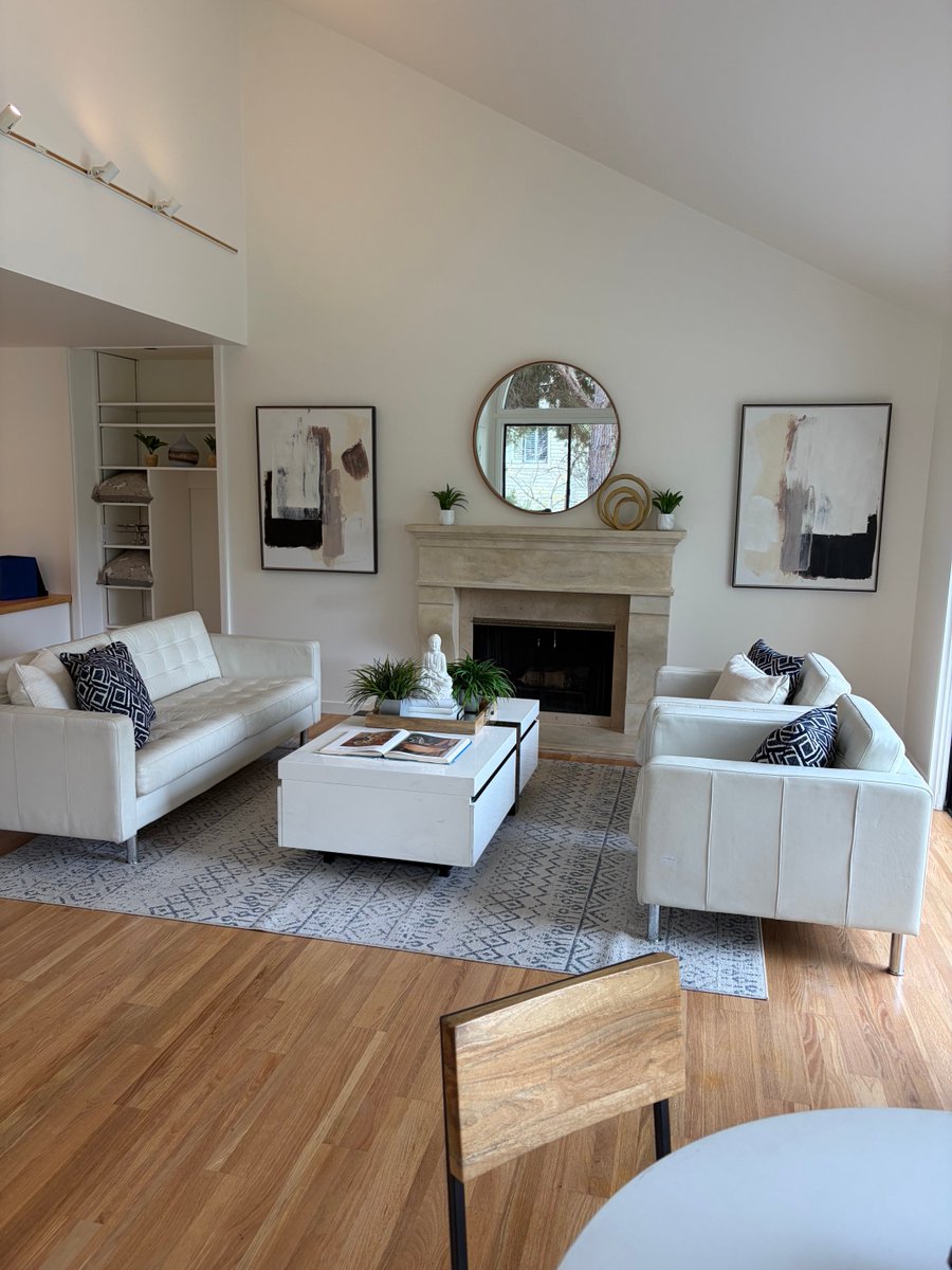 seekmarin's tweet photo. Brokers tour this morning bright &amp; beautiful l1811 ft.² condo in Mill Valley $1,479,000  2BD/2BA 
#seekmarin #current
#walkable #green https://t.co/XaAjGl6gs3