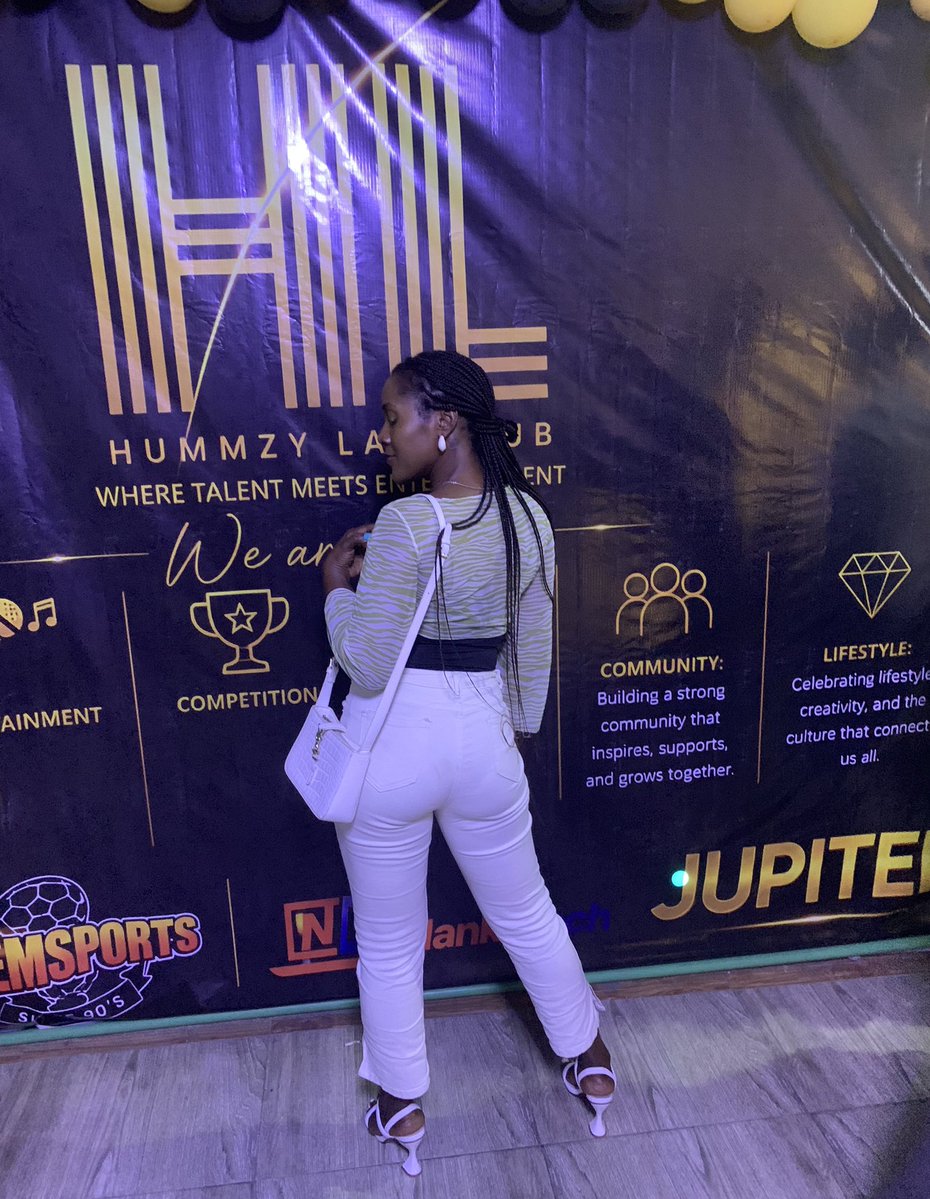 GoddessUgo's tweet photo. Second edition live stage performance outing throwback for my first single “Bleed” 😍

I sure had an amazing time.

I am Goddess - I create healing frequency with my music 🎙️🎼❤️

#artist #goddess #bleed #Beauty #music https://t.co/nEqTLG3utl