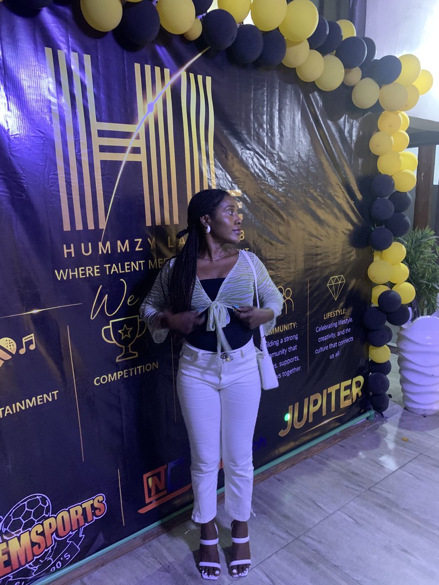 GoddessUgo's tweet photo. Second edition live stage performance outing throwback for my first single “Bleed” 😍

I sure had an amazing time.

I am Goddess - I create healing frequency with my music 🎙️🎼❤️

#artist #goddess #bleed #Beauty #music https://t.co/nEqTLG3utl