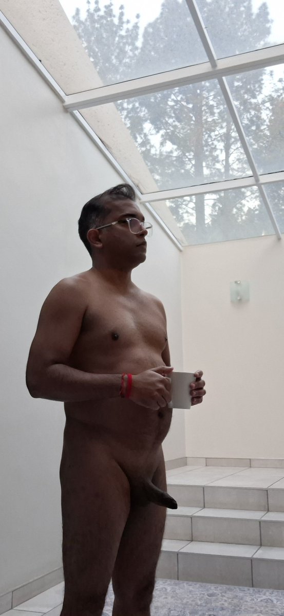 nudeandfree95's tweet photo. Time to lose the winter weight and get into shape....summer nude season is here 😁
#naturist #normalisingnaturism #nudeisnormal #naturismisnotporn #bodypositivity #NormalisingNudity https://t.co/0E9gDYcmWM
