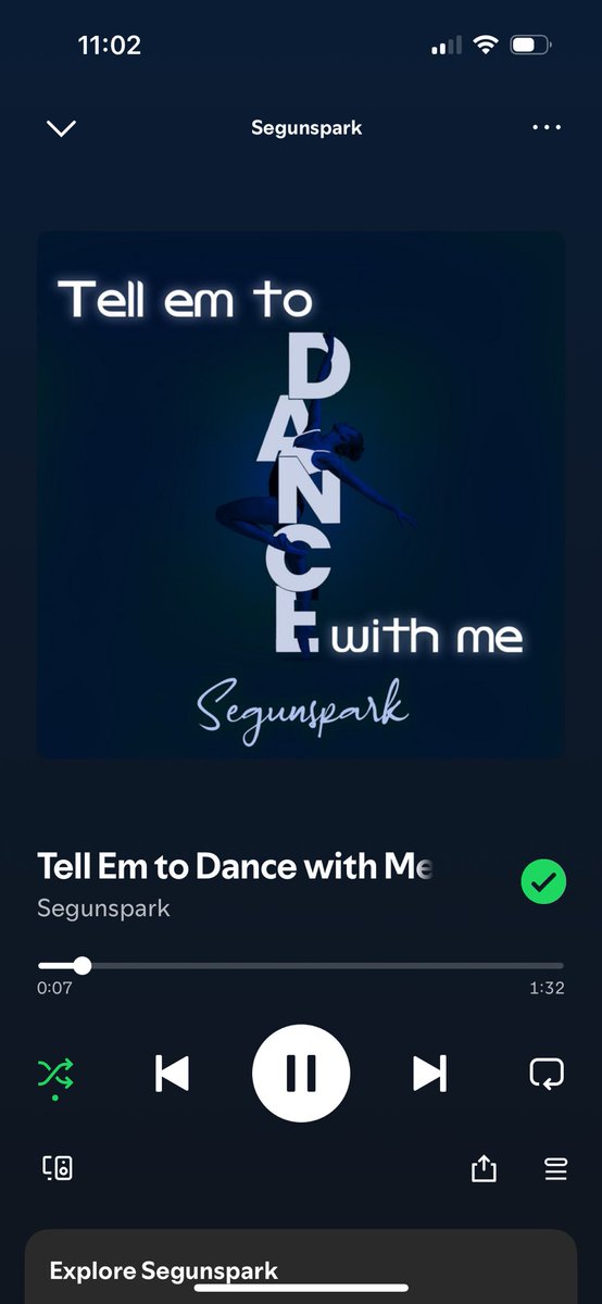 SegunnSpark's tweet photo. Tell em to dance with me 🕺⚡️⚡️ https://t.co/feQrjewQEF