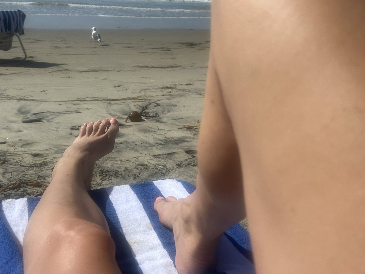 KoeniginP19807's tweet photo. A little beach 🏖️ therapy does a body good. 😊 #piercings #hotwife #interracial #queenofspades #onlyfans #german 

https://t.co/k9L0DXp2KS https://t.co/PGfstx7qd5