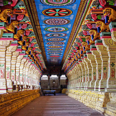ArunKumar7997's tweet photo. @THChennai @venkathin This is the big move by TN Christ mafia to suppress Hindu culture and heritage. People of TN can no more share photos of beautiful temple’s. When you vote for Tarkuries this what you get. https://t.co/UgJ30ISxV9