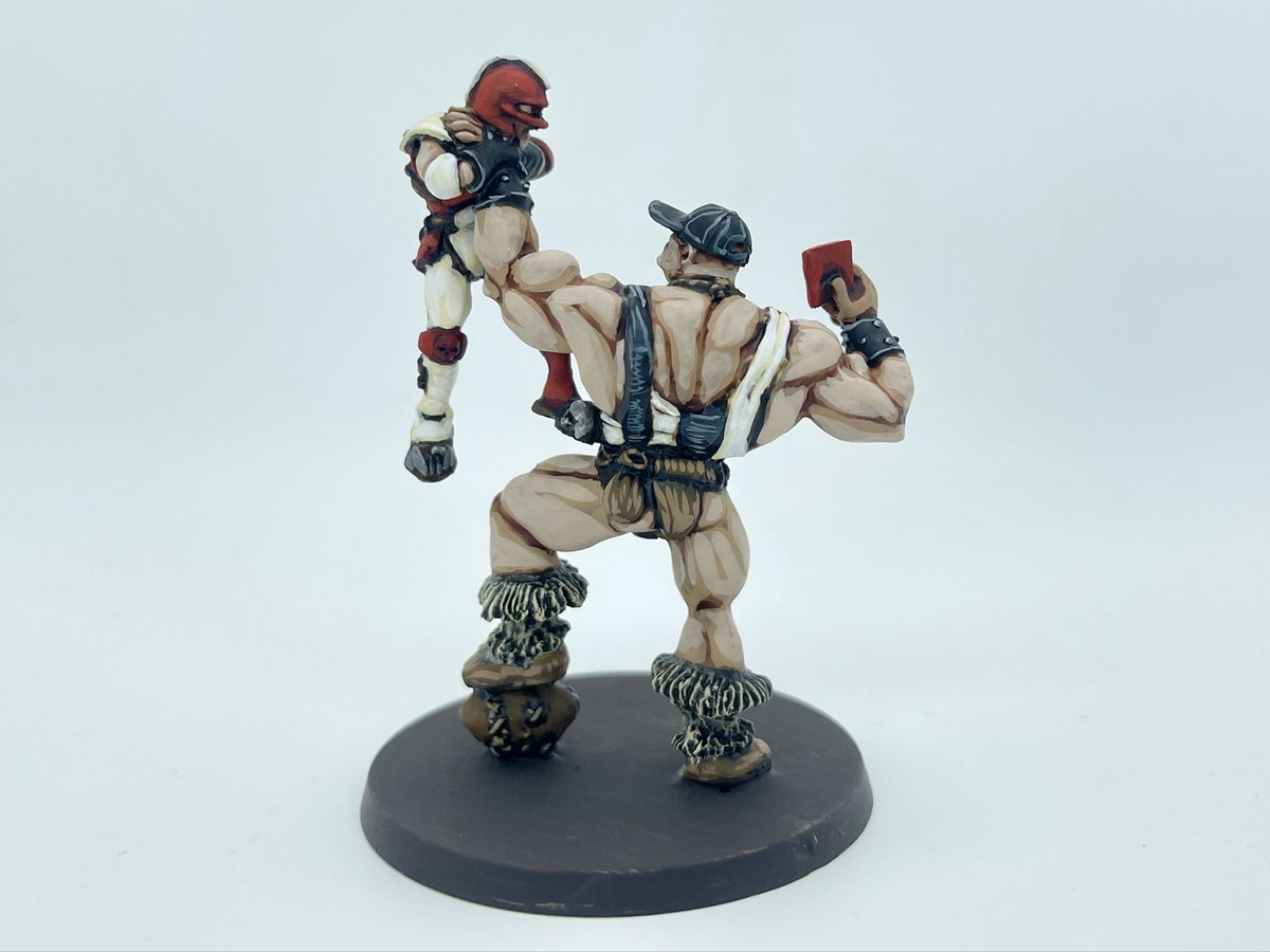 PaintsDb's tweet photo. Something a bit different tonight, a couple of miniatures from Heresy for Bloodbowl. Not sure if I should drench the Minotaur in blood from the elf who’s head he’s just pulled off or not 🤔 https://t.co/clmiRdRYXG